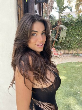 Aly Eckmann / alyeckmann / alysoneckmann Nude Leaks OnlyFans Photo 1