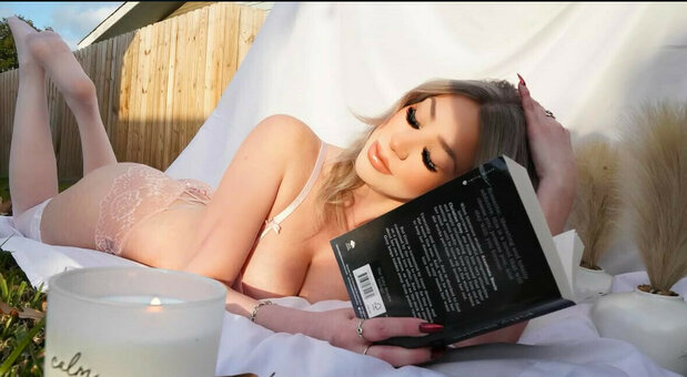 alyalylove alyalylove