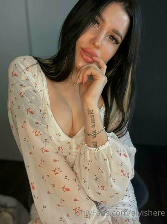 alyishere Nude Leaks Photo 22