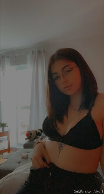 alys18 Nude Leaks Photo 11