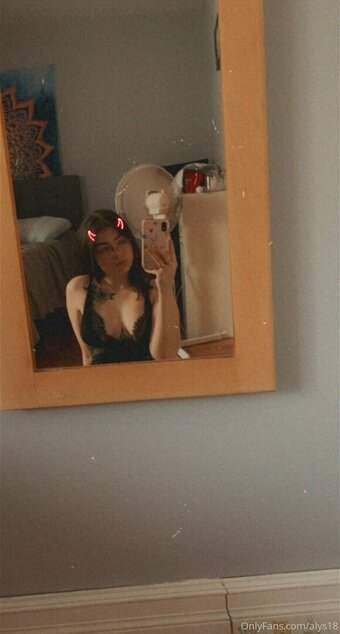 alys18 Nude Leaks Photo 12
