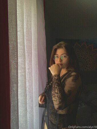 alys18 Nude Leaks Photo 24