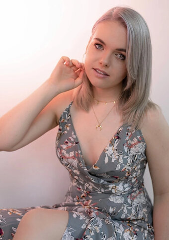 AmaLee / Monarch / https: / leeandlie Nude Leaks Photo 6