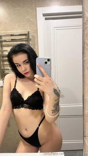 amalkaa Nude Leaks Photo 3