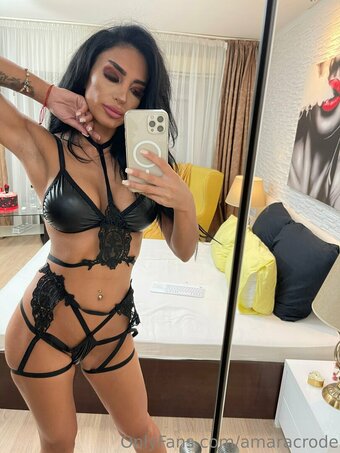 amaracrode Nude Leaks Photo 16