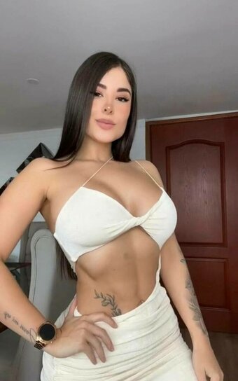 Amaragrayson / Amara Grayson / _marmarbear Nude Leaks OnlyFans Photo 3