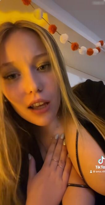 Amarillo / ama.rilloo Nude Leaks Photo 7