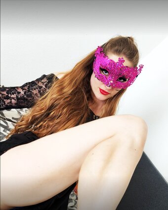 AmazonLeah / giantleah / giantlegs Nude Leaks OnlyFans Photo 4