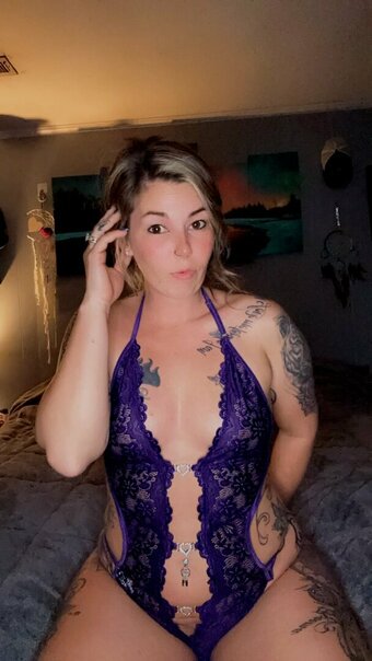 Amberluvs25 / 25_luvs / luv_bug_2025 / pillowprncss5984 Nude Leaks OnlyFans Photo 4