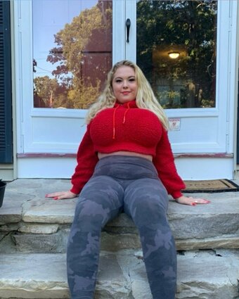 Amberly / amberly.32 / amberly_32 / amberlyray Nude Leaks OnlyFans Photo 22