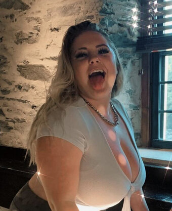 Amberly / amberly.32 / amberly_32 / amberlyray Nude Leaks OnlyFans Photo 28