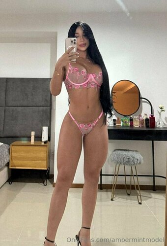 ambermintmodel Nude Leaks Photo 16