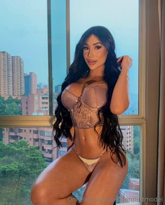 ambermintmodel Nude Leaks Photo 27