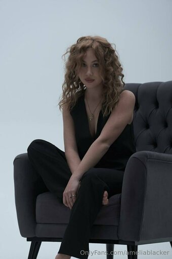 ameliablacker Nude Leaks Photo 5