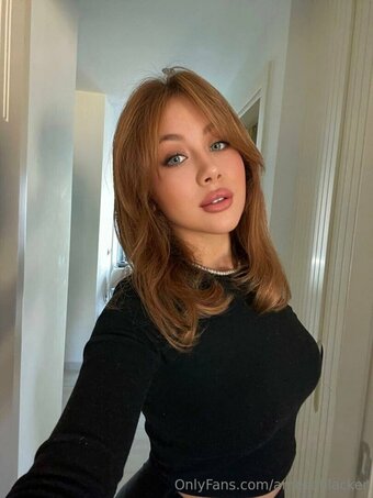 ameliablacker Nude Leaks Photo 11