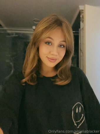 ameliablacker Nude Leaks Photo 14