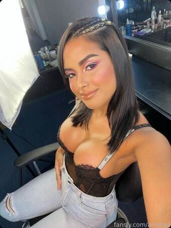 amelyd / Emili Andrade / amelyndesu_ / emiliandraded Nude Leaks OnlyFans Photo 1