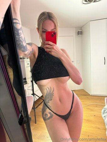 amylefox Nude Leaks Photo 21