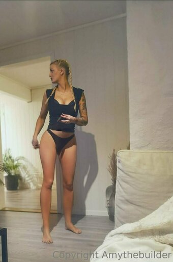 amythebuilder Nude Leaks Photo 18