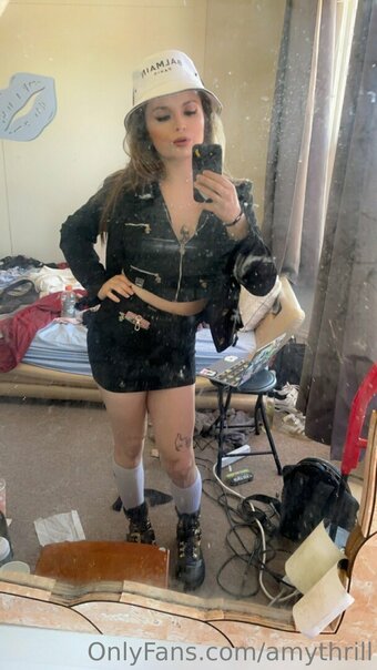 amythrill Nude Leaks Photo 12