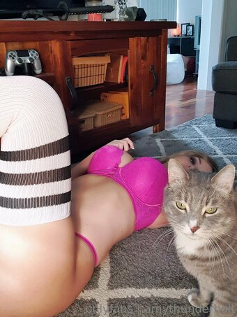 amythunderbolt Nude Leaks Photo 14