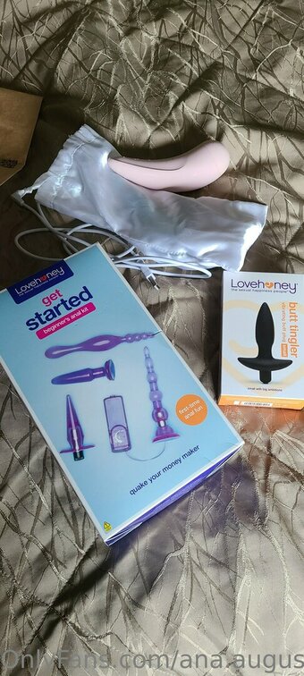 ana.augustine Nude Leaks Photo 2