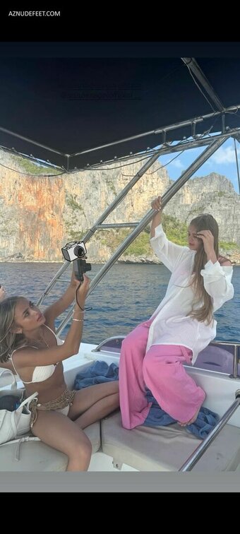 Ana Beregoi Nude Leaks Photo 5