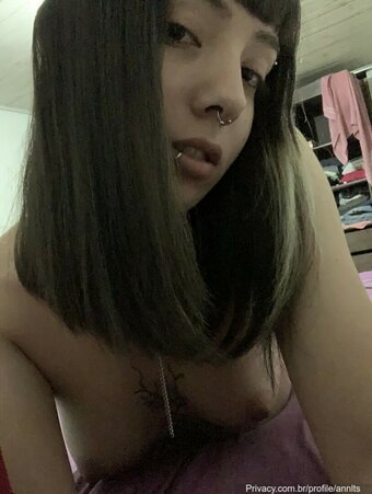 ana.ltcx / aninhafranjuda / annlts / priv.kur0mi Nude Leaks Photo 15