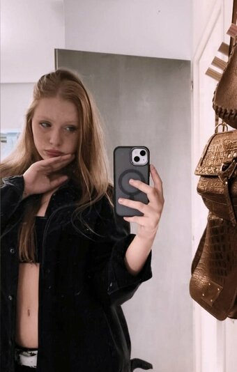 anaschultz / ana_schultz / analu Nude Leaks Photo 5