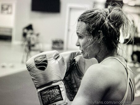 andreakgblee Nude Leaks Photo 2