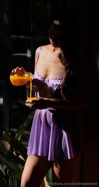 andrealeeroth Nude Leaks Photo 48