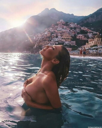 Andreane Nude Leaks Photo 18