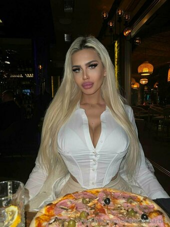 andreatsbarbie Nude Leaks Photo 18