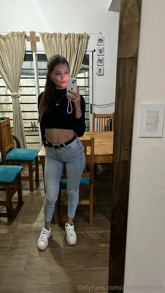 androideee18 Nude Leaks Photo 2