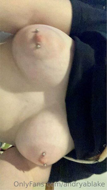 andryablake Nude Leaks Photo 1
