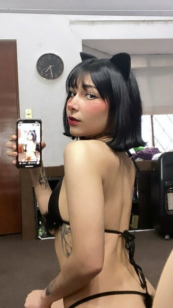 andyuchiha_ / AndreaUchiha21 Nude Leaks Photo 16