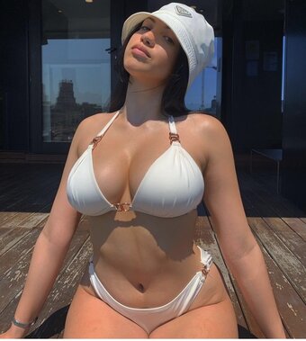 Angel Yussof / AngelPrettyy / angelyussof Nude Leaks Photo 2