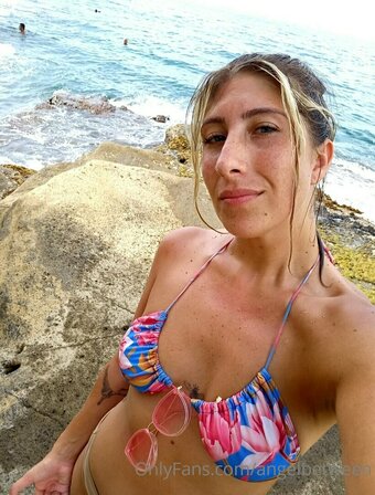 angelbetween Nude Leaks Photo 14