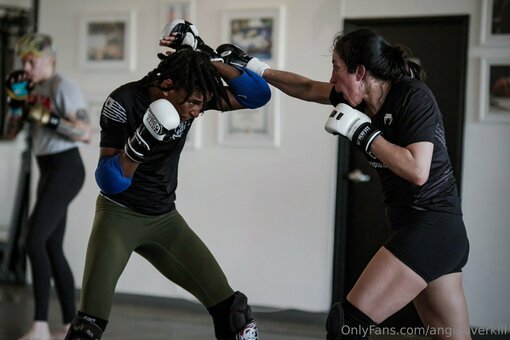 angieoverkill Nude Leaks Photo 27