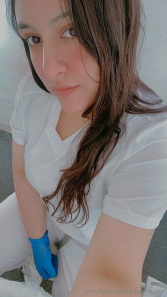 angierousse Nude Leaks Photo 16