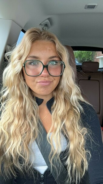 Aniela Leon / anielaleon Nude Leaks Photo 6