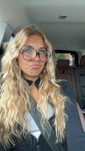 Aniela Leon / anielaleon Nude Leaks Photo 7