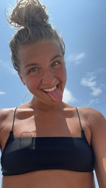 Aniela Leon / anielaleon Nude Leaks Photo 15