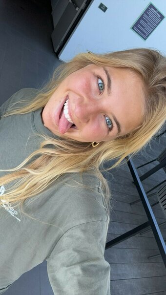 Aniela Leon / anielaleon Nude Leaks Photo 16