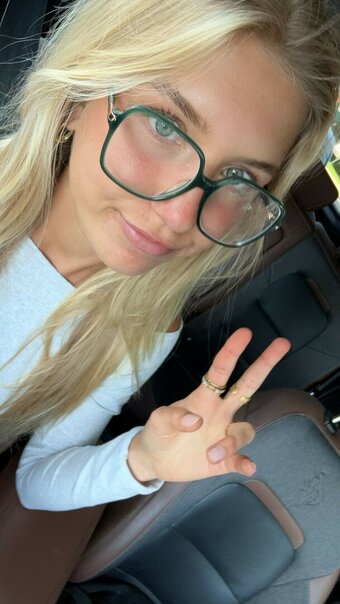 Aniela Leon / anielaleon Nude Leaks Photo 29