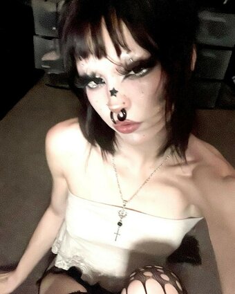 Aniyah / gothbimboo / imaniyahhh Nude Leaks OnlyFans Photo 4