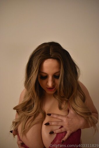 Anna Brooks / annabrooks / annadanibrooks Nude Leaks OnlyFans Photo 27