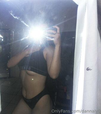 anna.castillo / bellasolle / nanitita Nude Leaks OnlyFans Photo 22