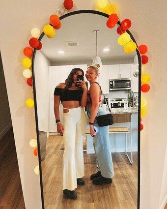 Anna DeLeon / Annadeleonn Nude Leaks Photo 24