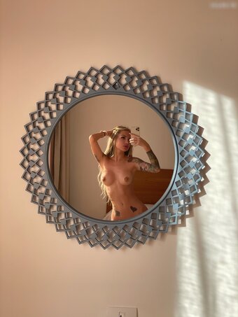 Anna Fox / annafoxxxxx / foxxxx_anna Nude Leaks OnlyFans Photo 15